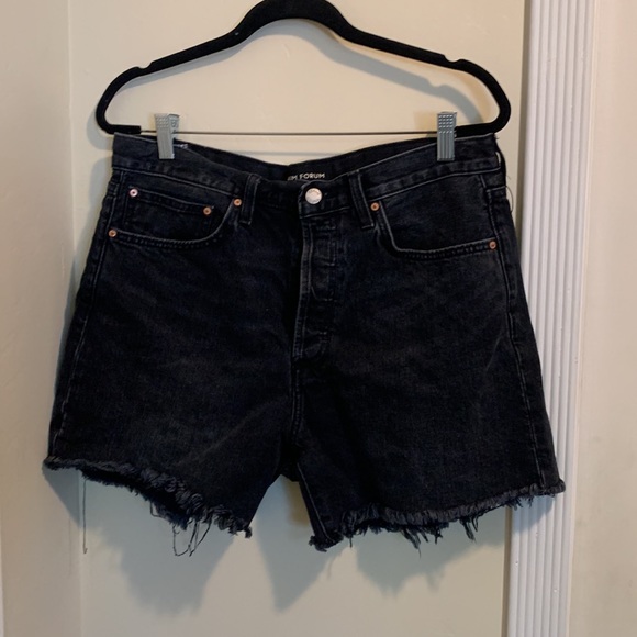 Denim Forum Ex Boyfriend Short 30 Washed Black, Aritzia - Picture 2 of 7